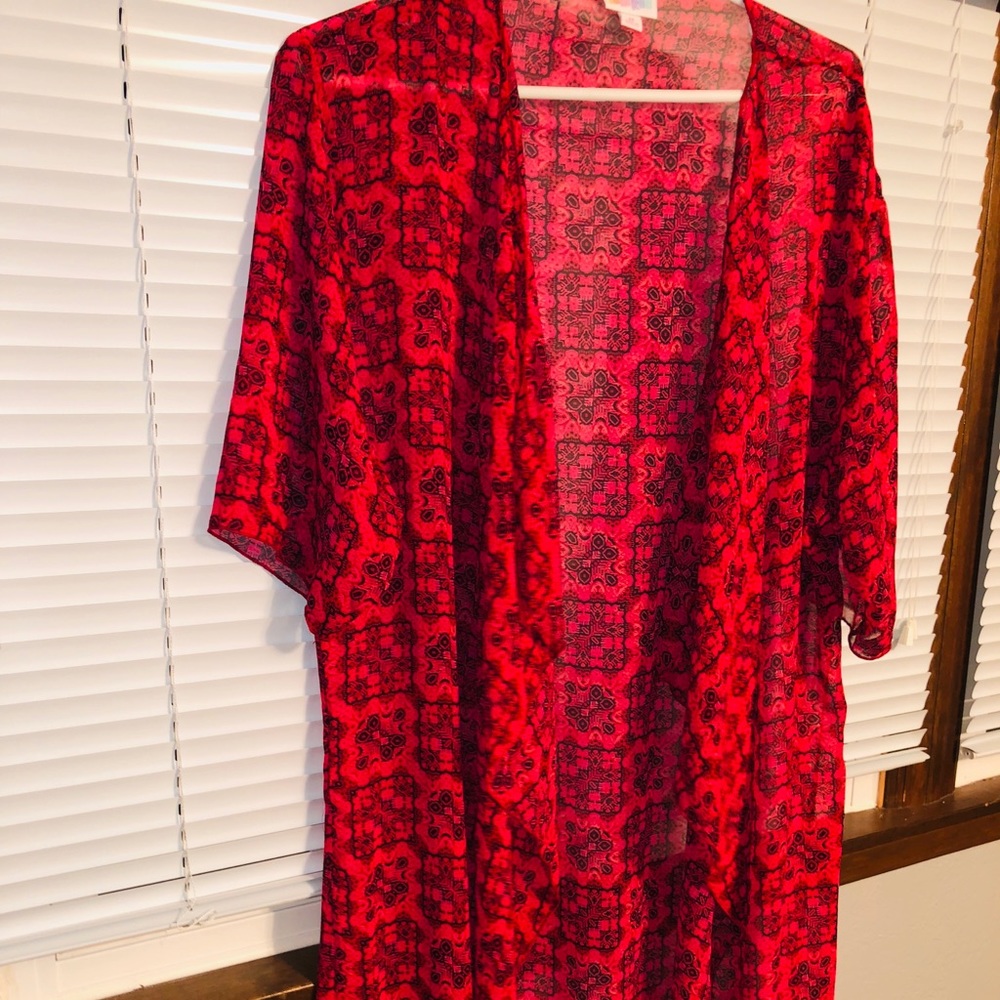 Final Sale Price - Like New LuLaRoe Shirley - M